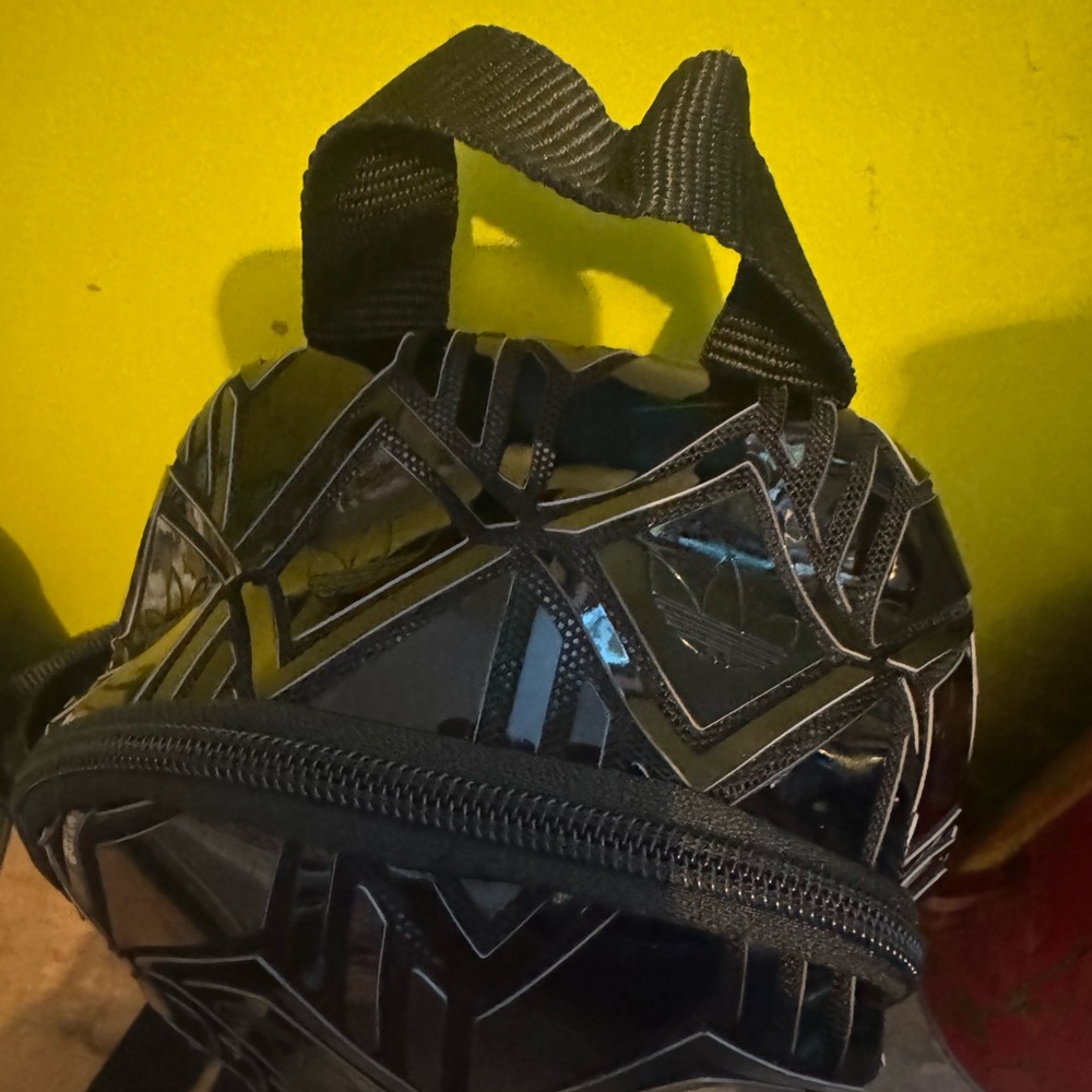 Adidas Black Geometric Backpack - Picture 3 of 8